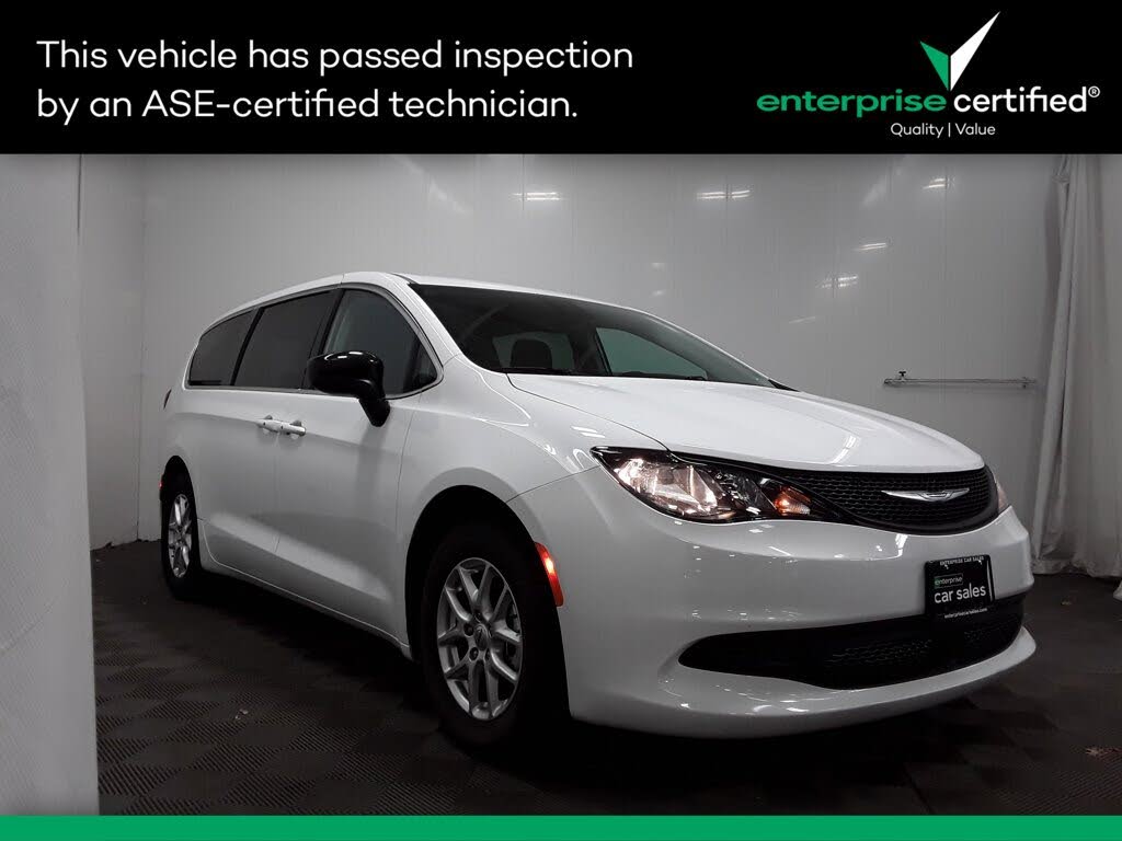 2024 Chrysler Voyager LX FWD