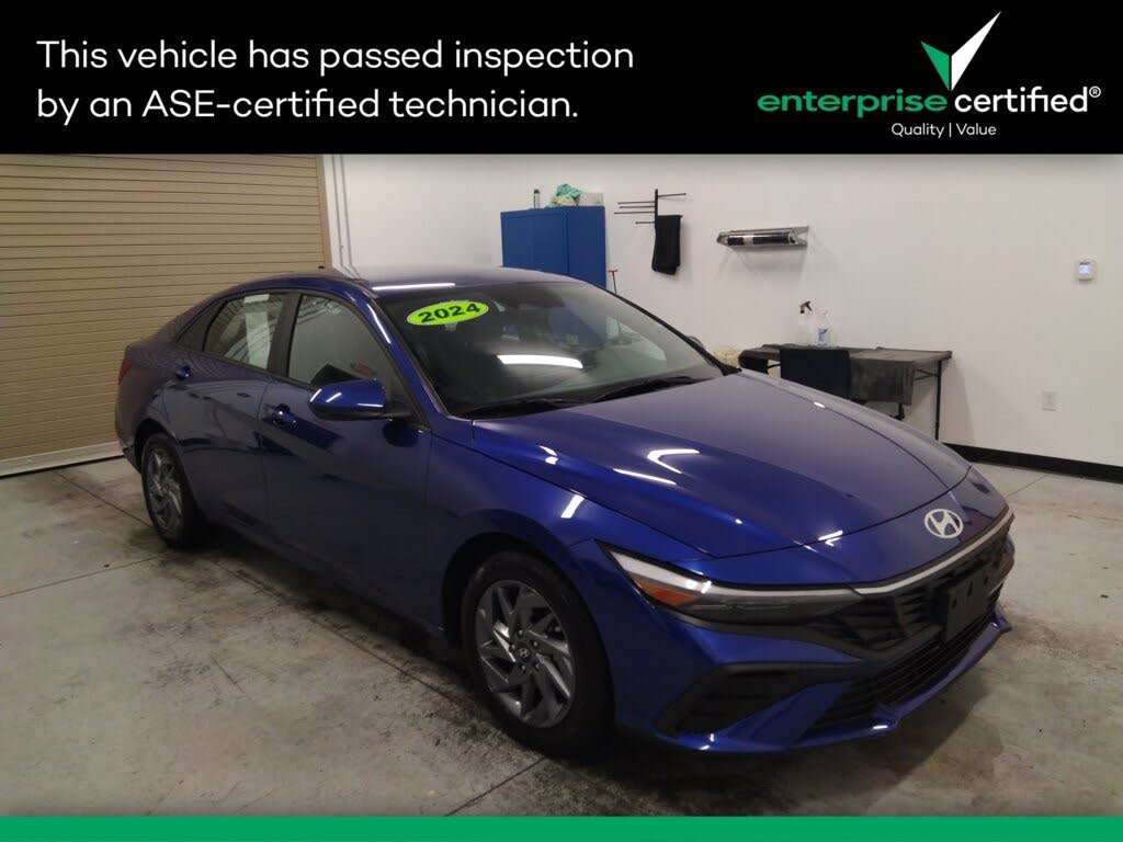 2024 Hyundai Elantra SEL FWD