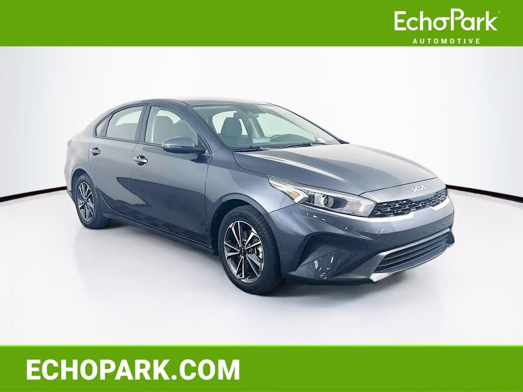 2024 Kia Forte LXS FWD