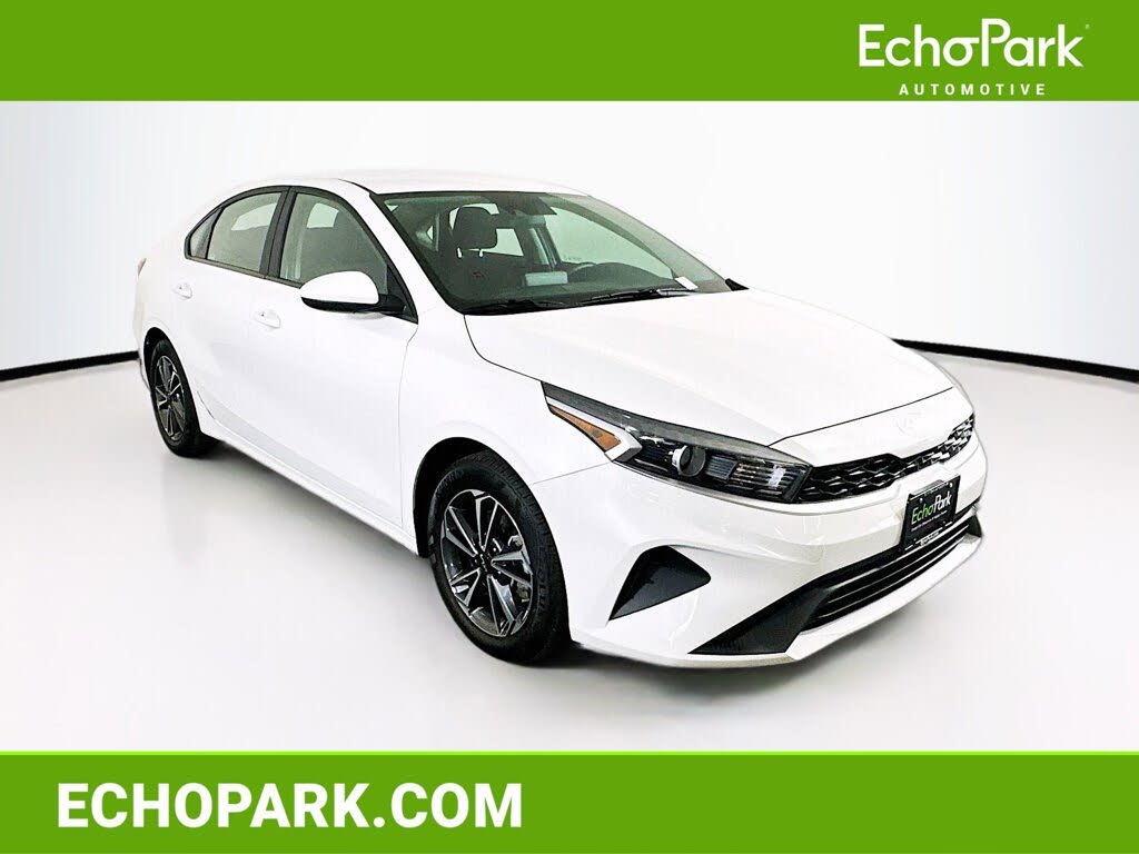 2024 Kia Forte LXS FWD