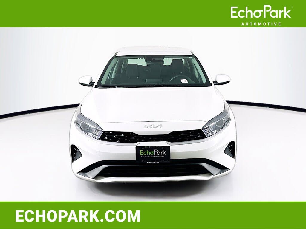 2024 Kia Forte LXS FWD