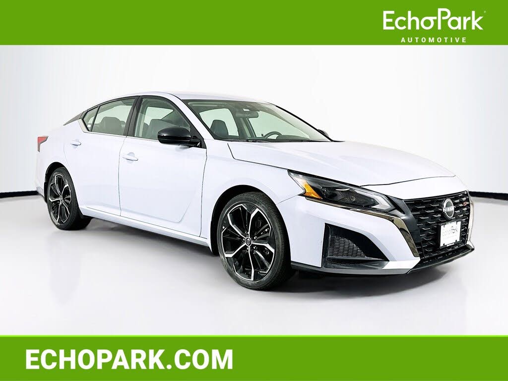 2024 Nissan Altima 2.5 SR FWD