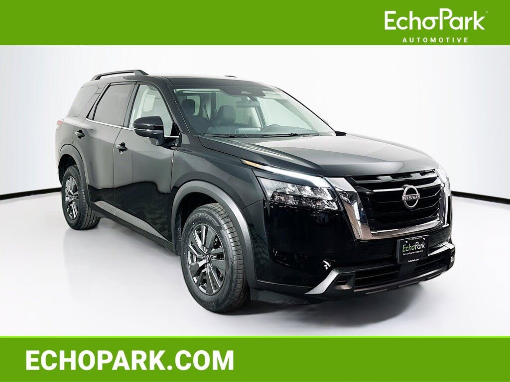 2024 Nissan Pathfinder SV 4WD