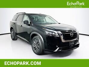 Nissan Pathfinder SV 4WD