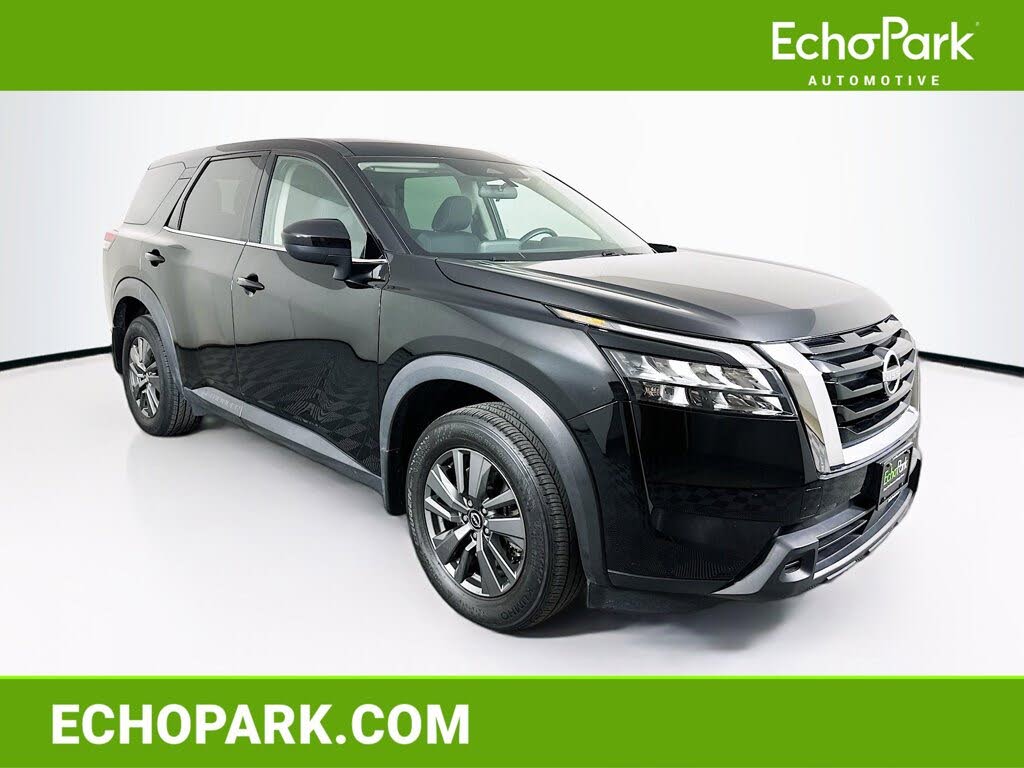 2024 Nissan Pathfinder S 4WD