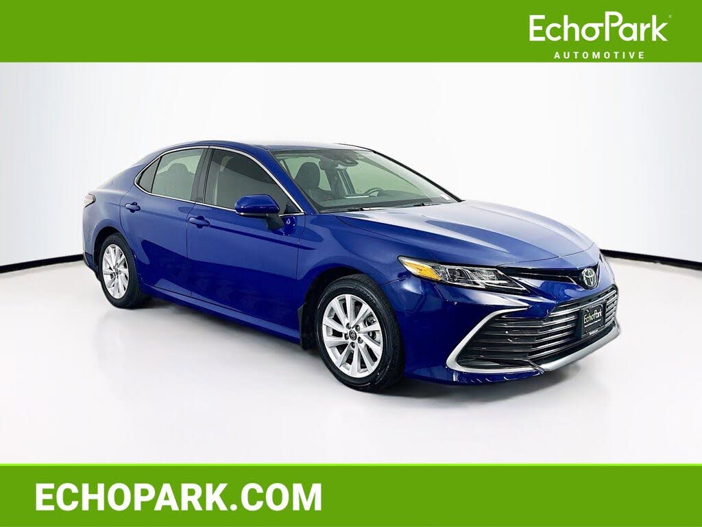2024 Toyota Camry LE FWD