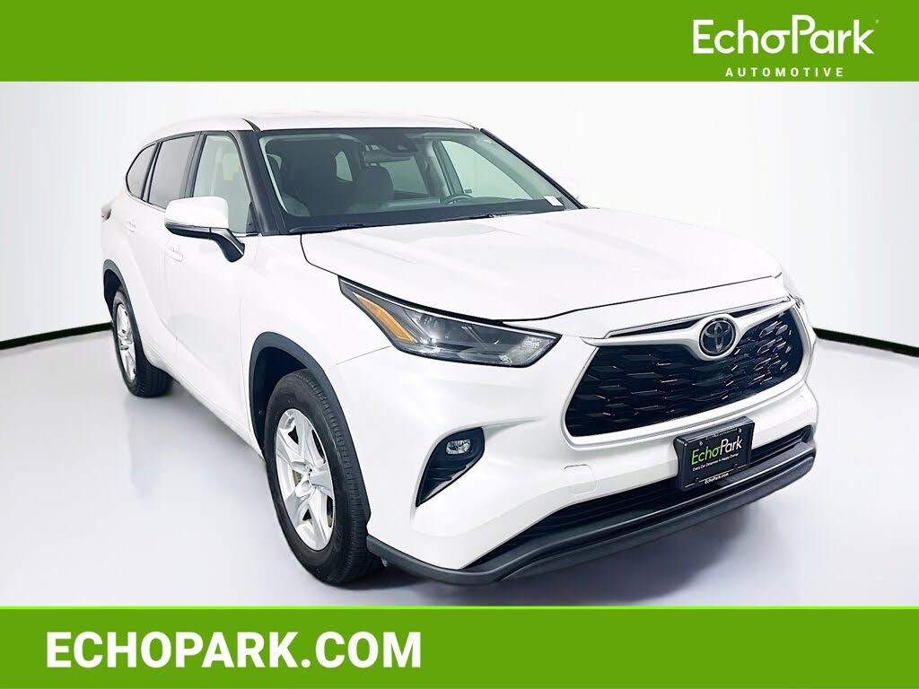 2024 Toyota Highlander LE FWD