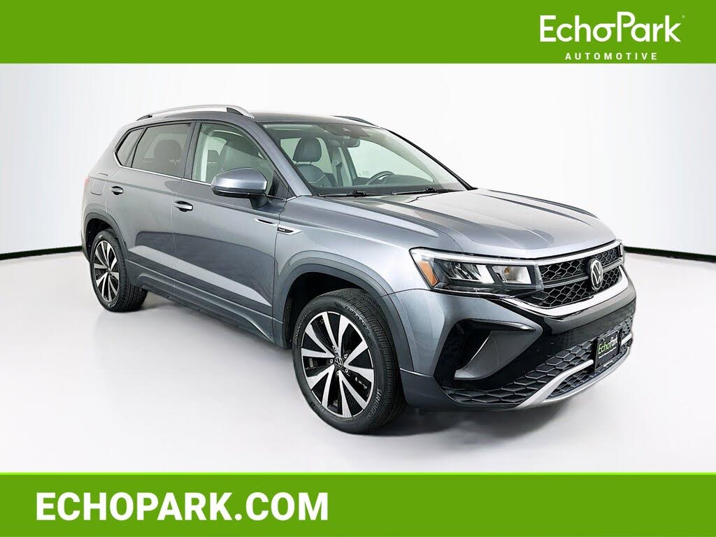 2024 Volkswagen Taos SE FWD