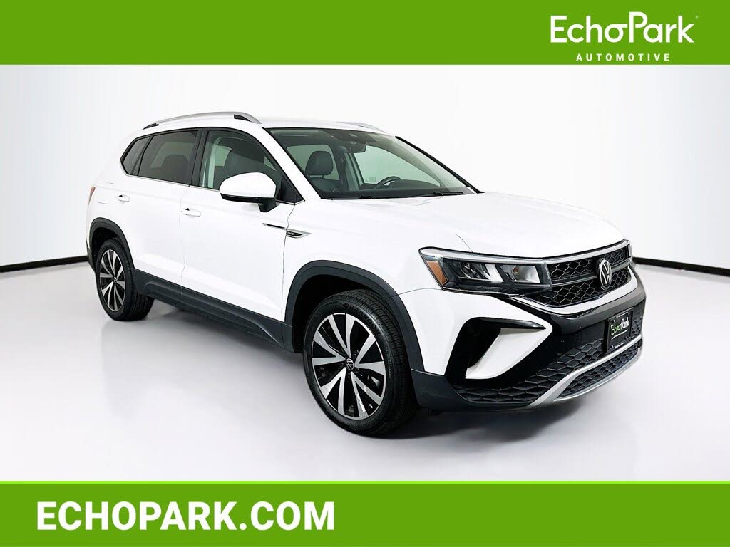 2024 Volkswagen Taos SE FWD