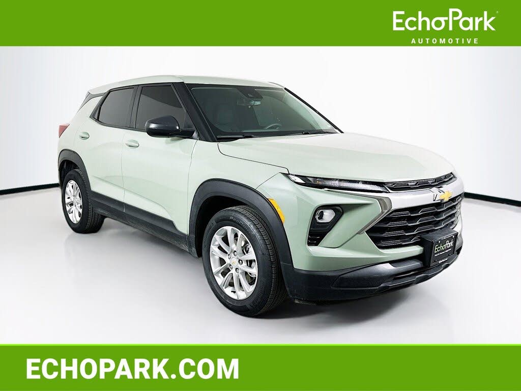 2025 Chevrolet Trailblazer LS FWD