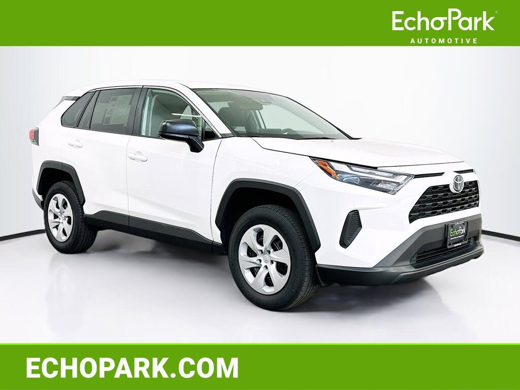 2025 Toyota RAV4 LE AWD