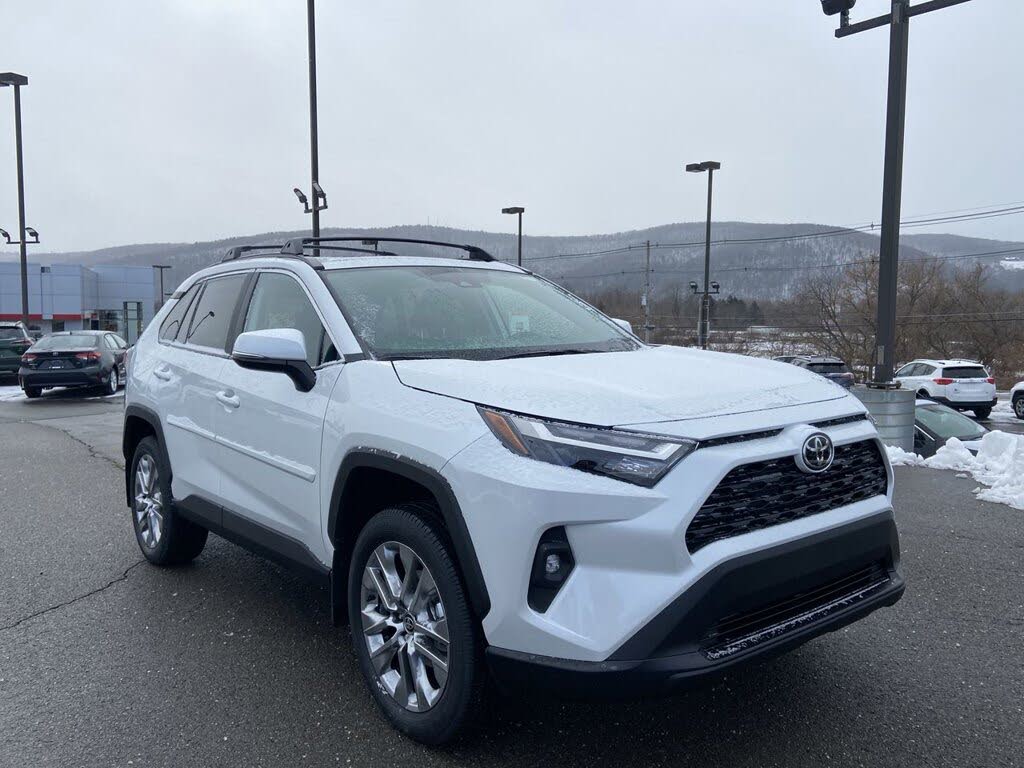 2025 Toyota RAV4 XLE Premium AWD