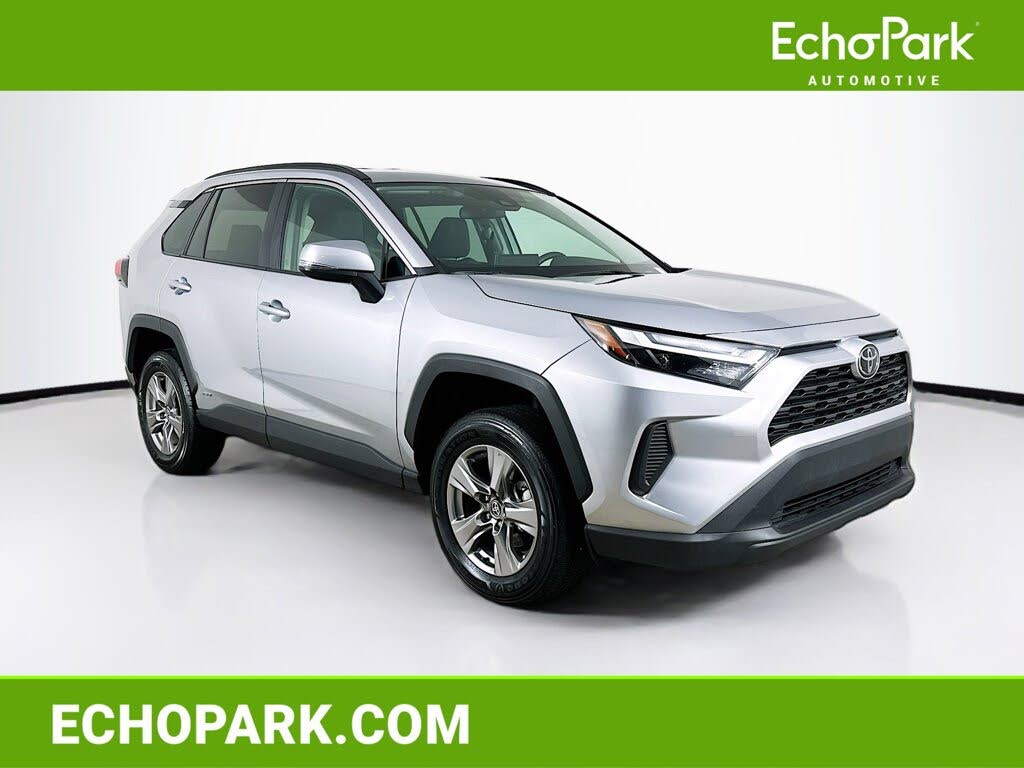 2025 Toyota RAV4 Hybrid XLE AWD