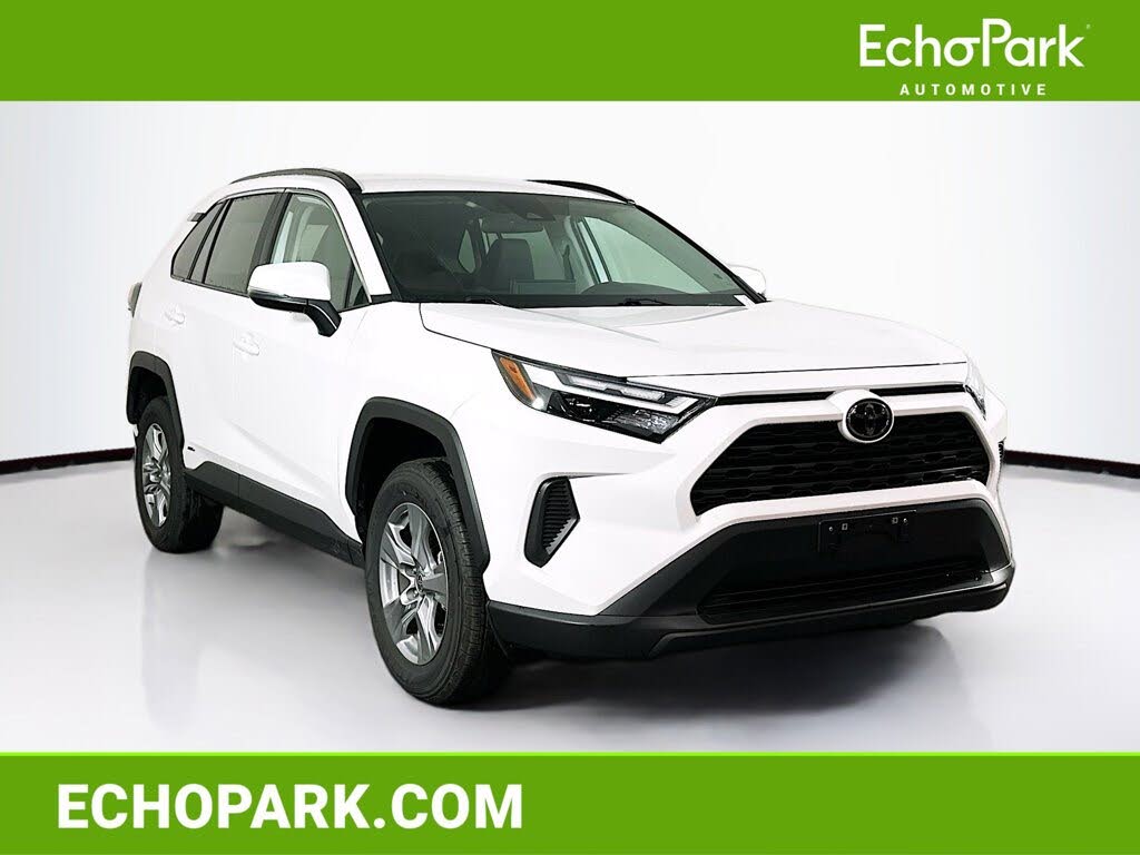 2025 Toyota RAV4 Hybrid XLE AWD