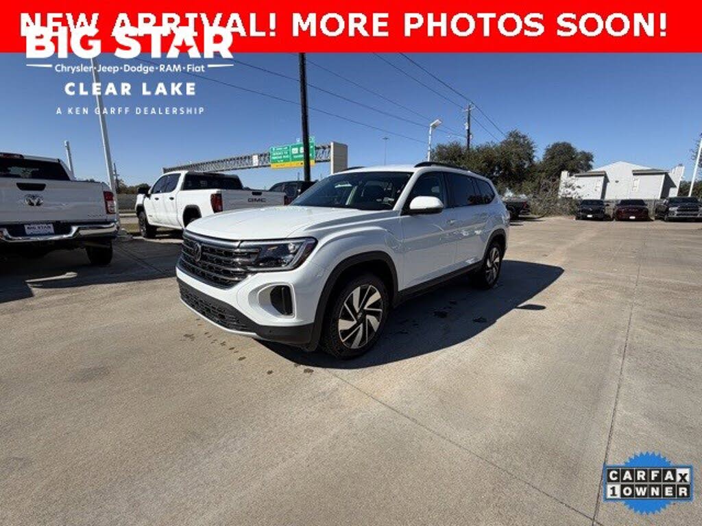 2025 Volkswagen Atlas SE FWD with Technology