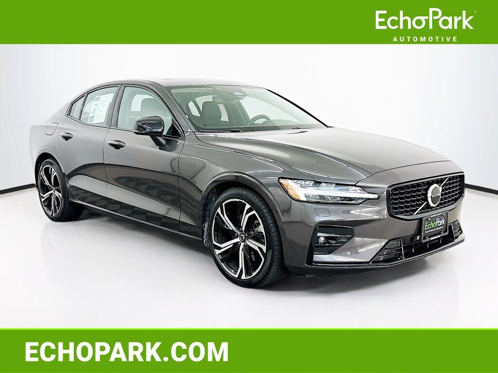 2025 Volvo S60 B5 Core AWD