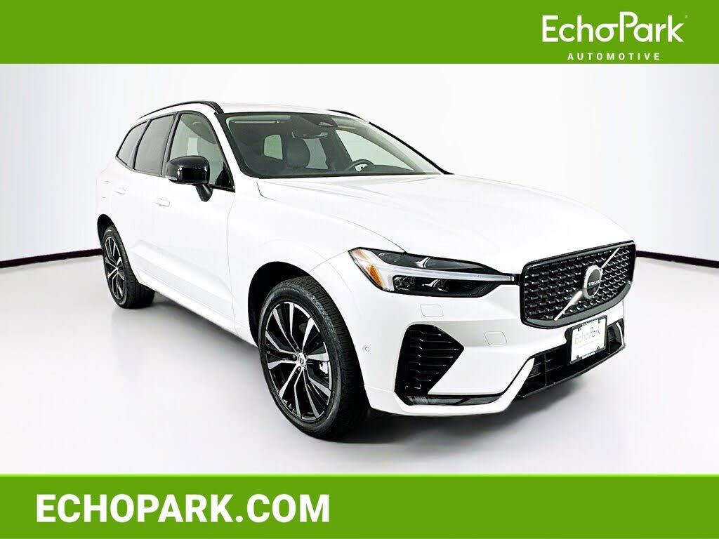 2025 Volvo XC60 B5 Plus Dark Theme AWD
