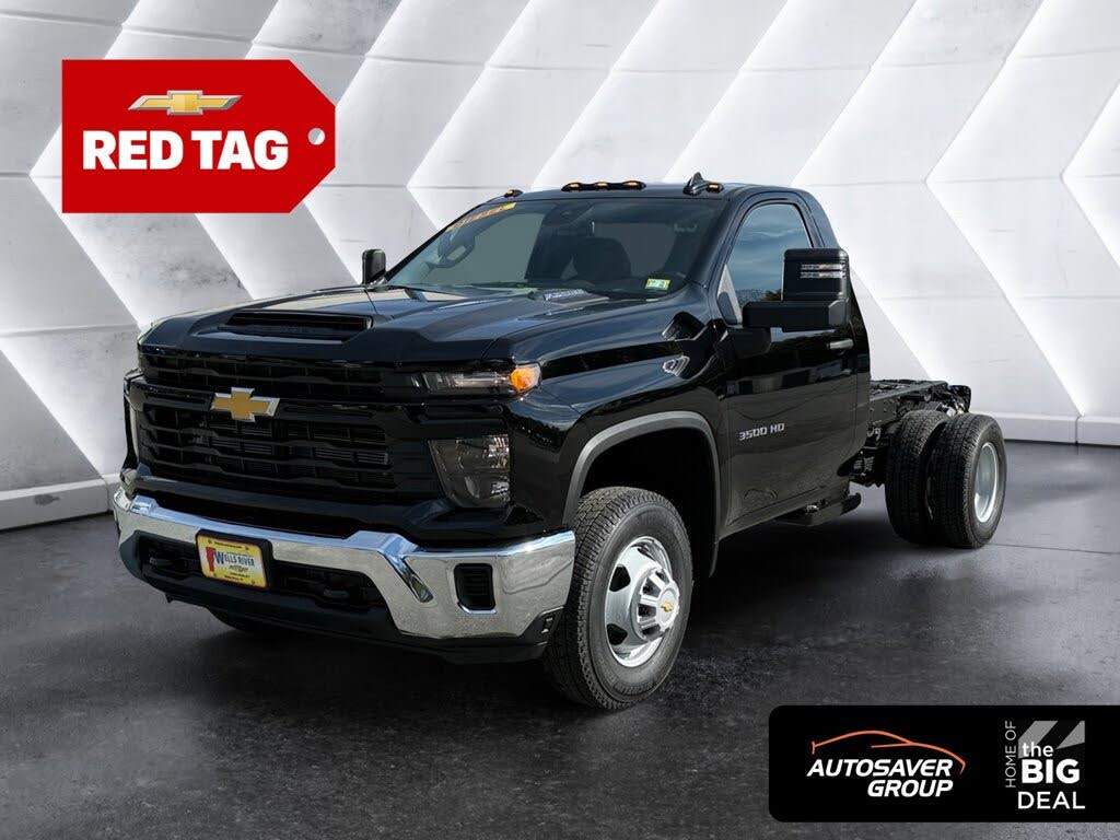 2026 Chevrolet Silverado 3500HD Chassis Work Truck Regular Cab 4WD
