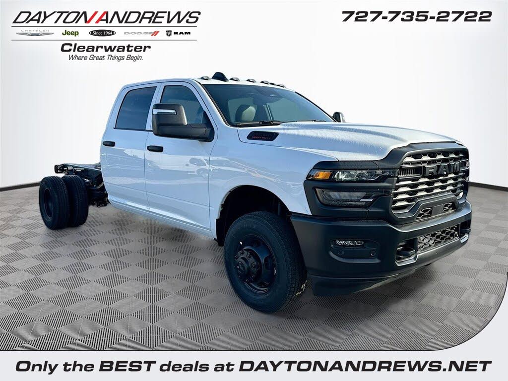2026 RAM 3500 Chassis Tradesman Crew Cab LB DRW 4WD