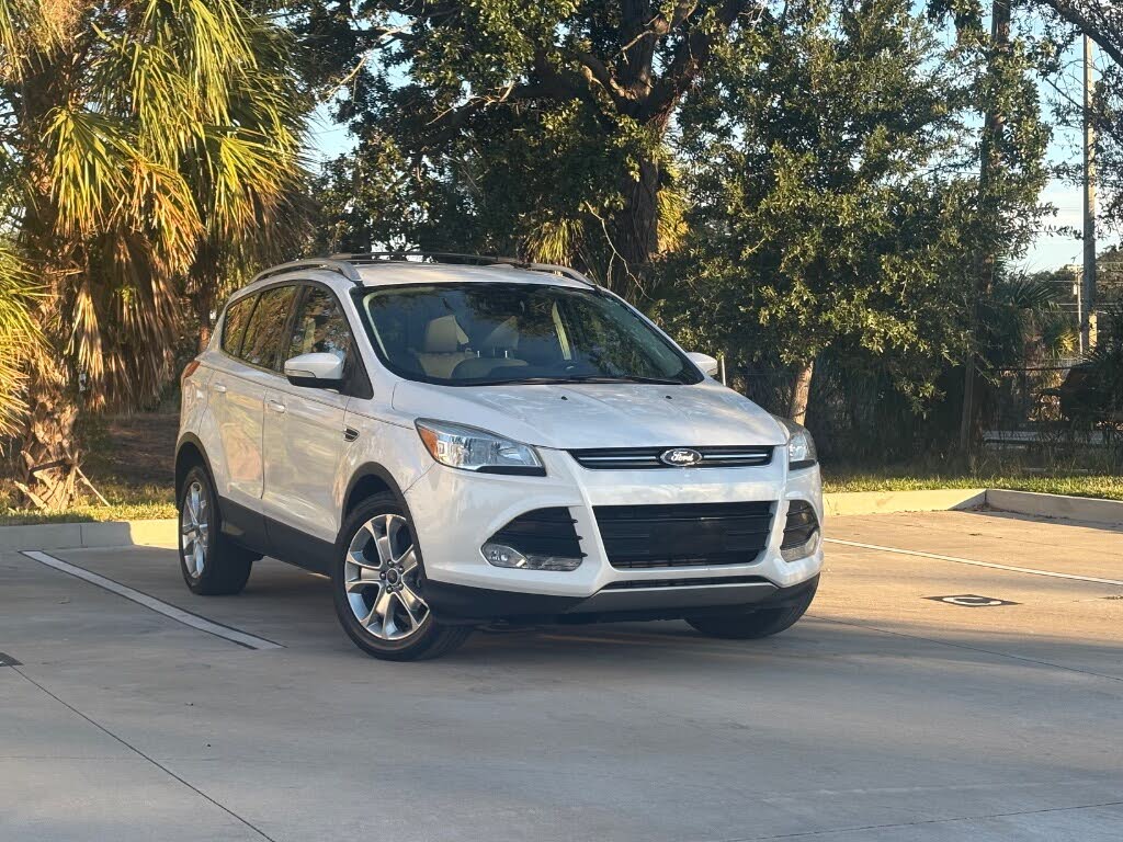 2014 Ford Escape Titanium FWD