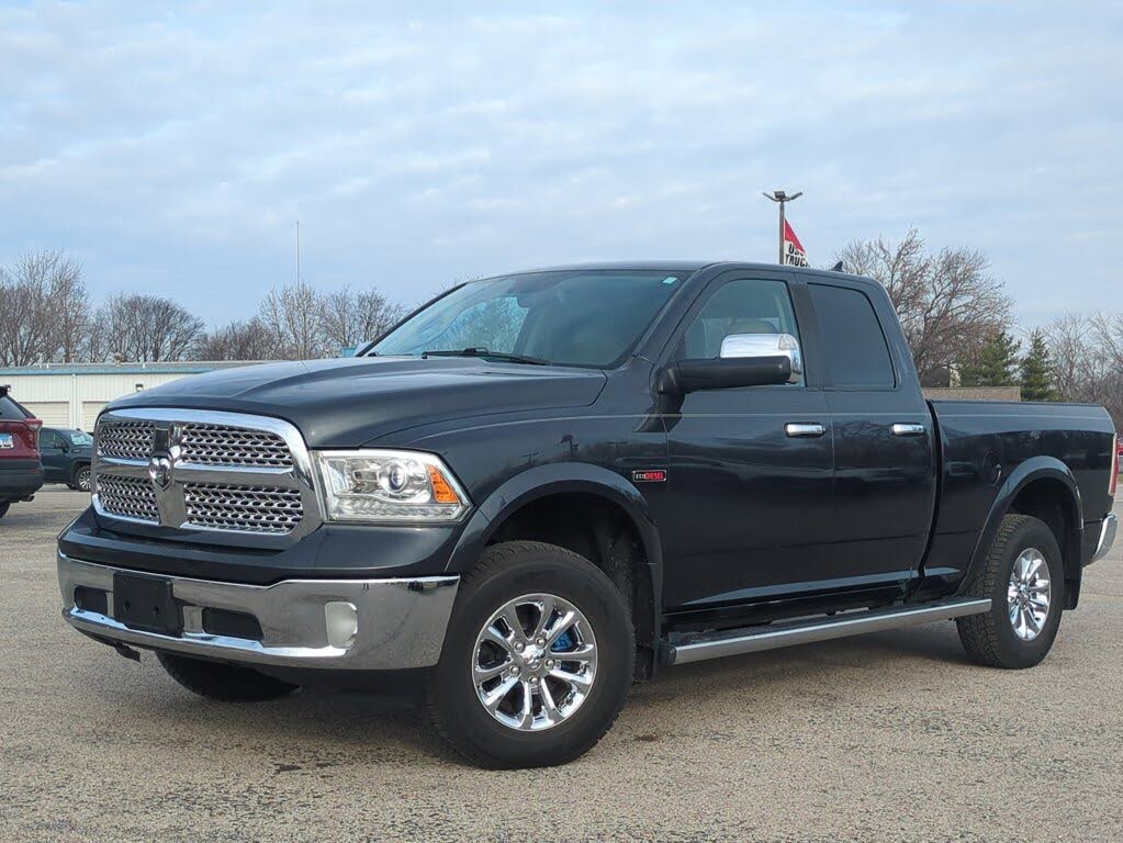 2016 RAM 1500 Laramie Quad Cab 4WD