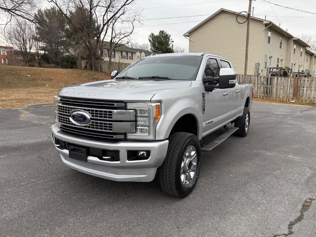 2017 Ford F-250 Super Duty Platinum Crew Cab 4WD