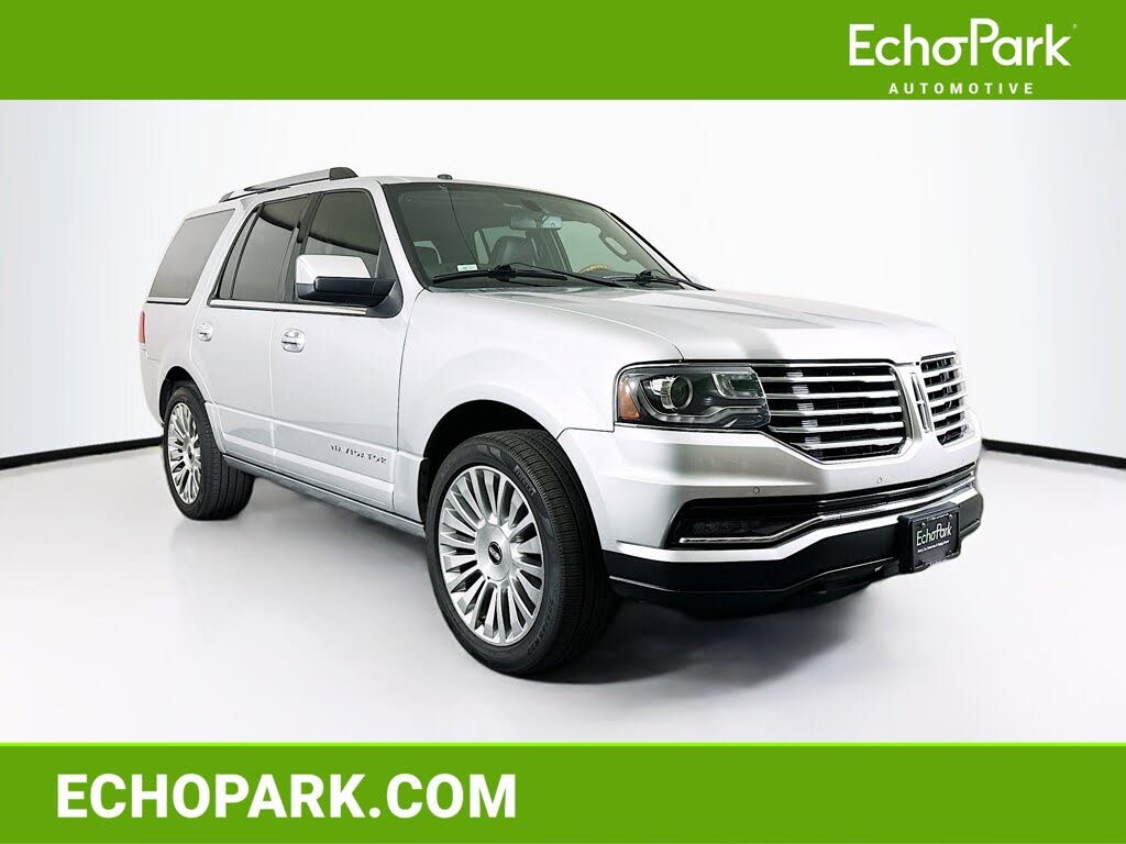 2017 Lincoln Navigator Select RWD