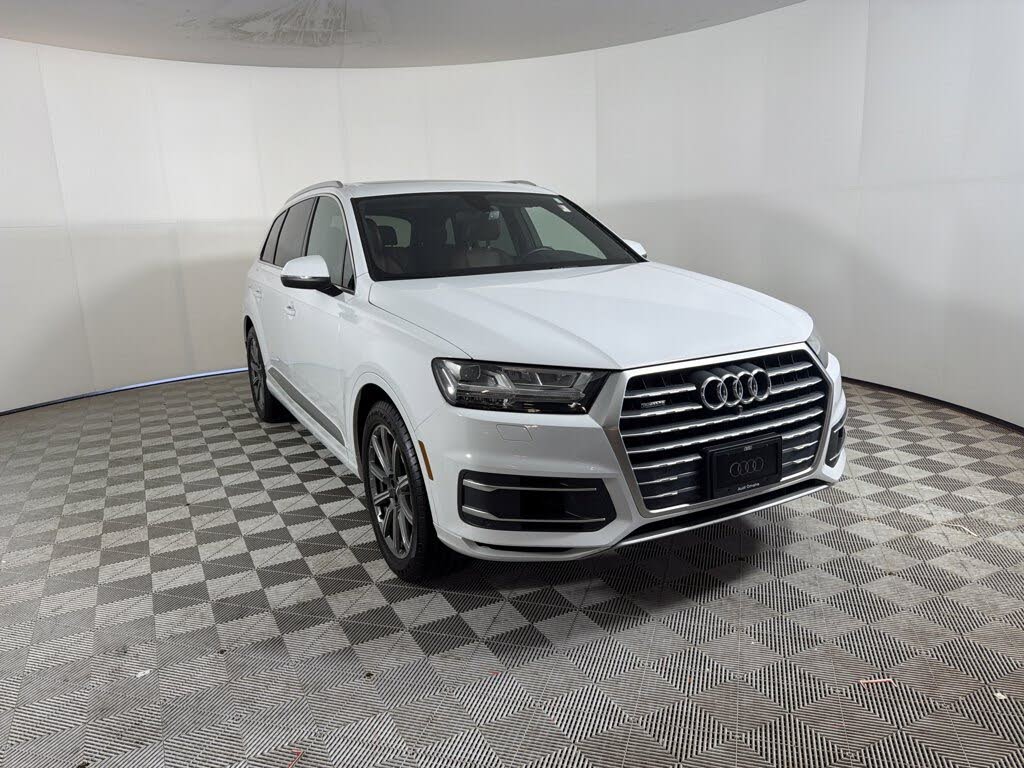 2019 Audi Q7 55 TFSI quattro SE Premium Plus