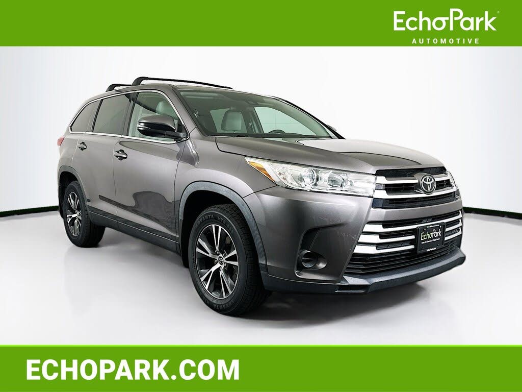 2019 Toyota Highlander LE FWD