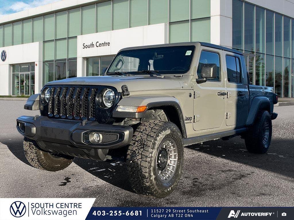 2022 Jeep Gladiator Sport S Crew Cab 4WD