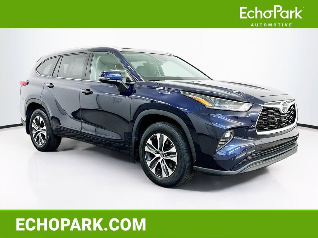 2022 Toyota Highlander XLE AWD