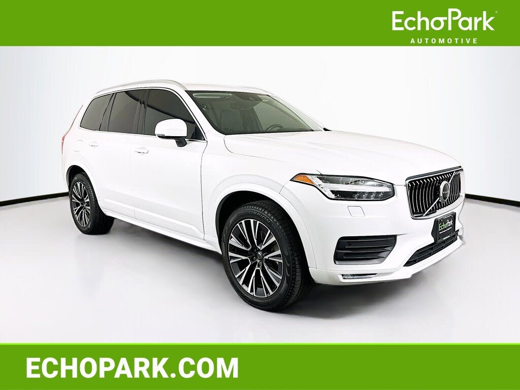 2022 Volvo XC90 T5 Momentum AWD
