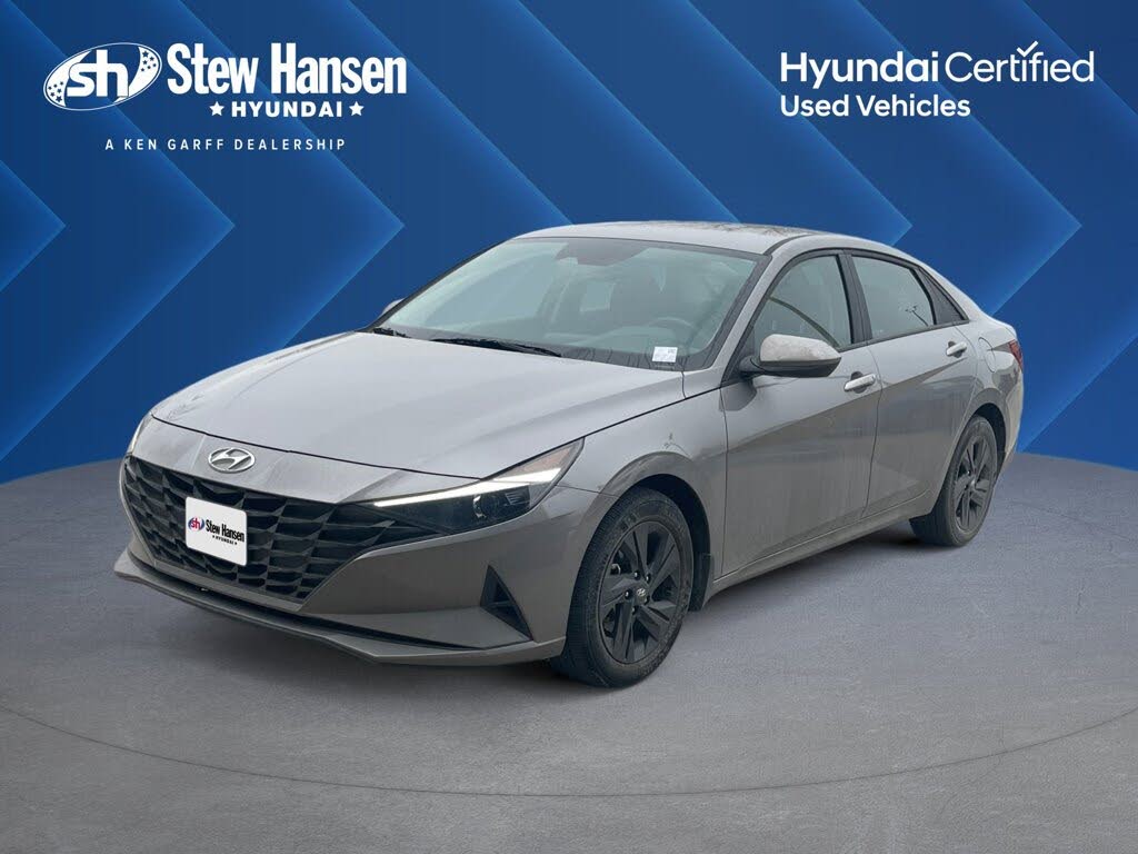 2023 Hyundai Elantra SEL FWD