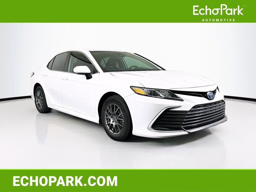 2023 Toyota Camry Hybrid LE FWD