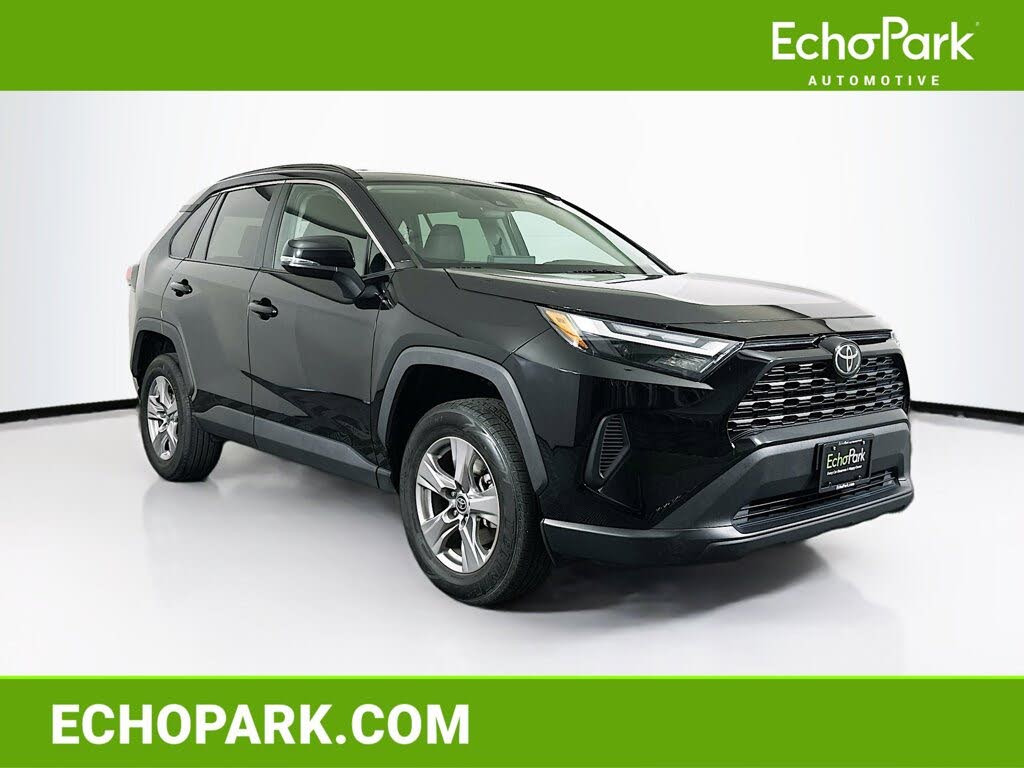2023 Toyota RAV4 XLE FWD