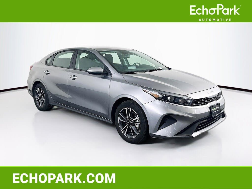 2024 Kia Forte LXS FWD