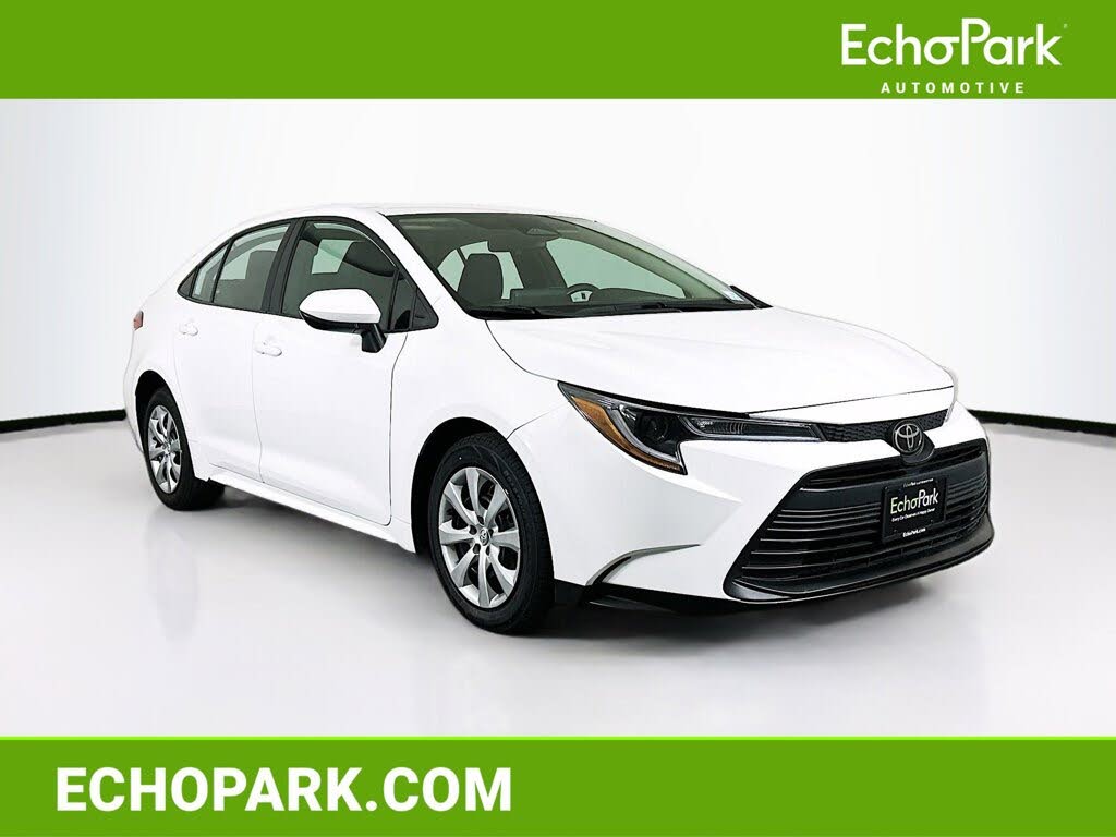 2024 Toyota Corolla LE FWD