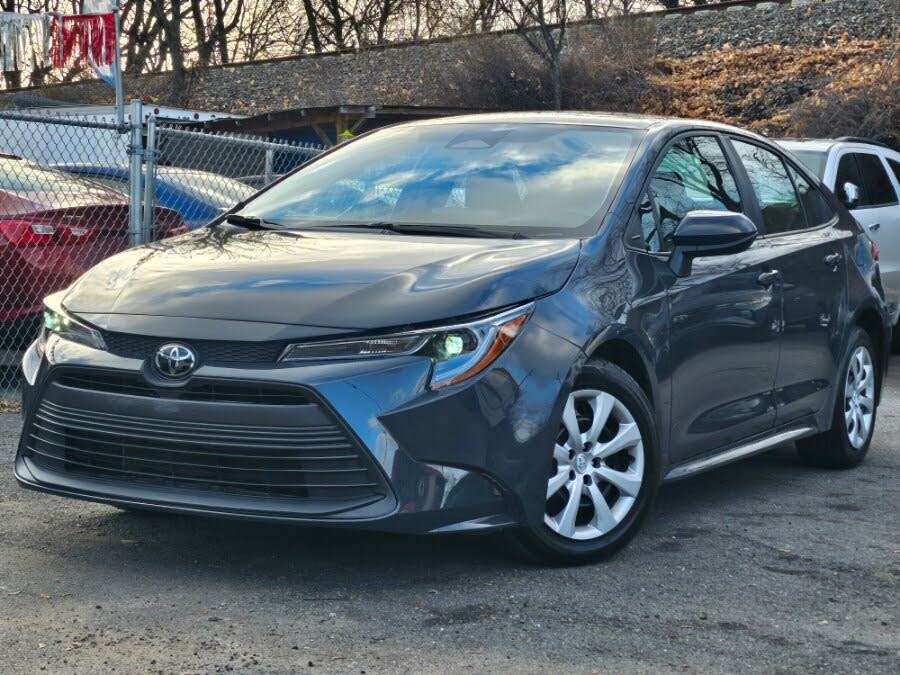 2024 Toyota Corolla LE FWD