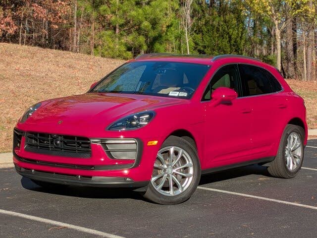 2025 Porsche Macan AWD