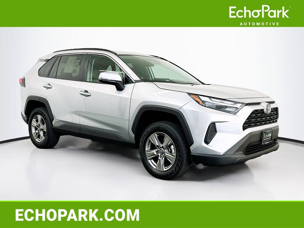 2025 Toyota RAV4 Hybrid XLE AWD