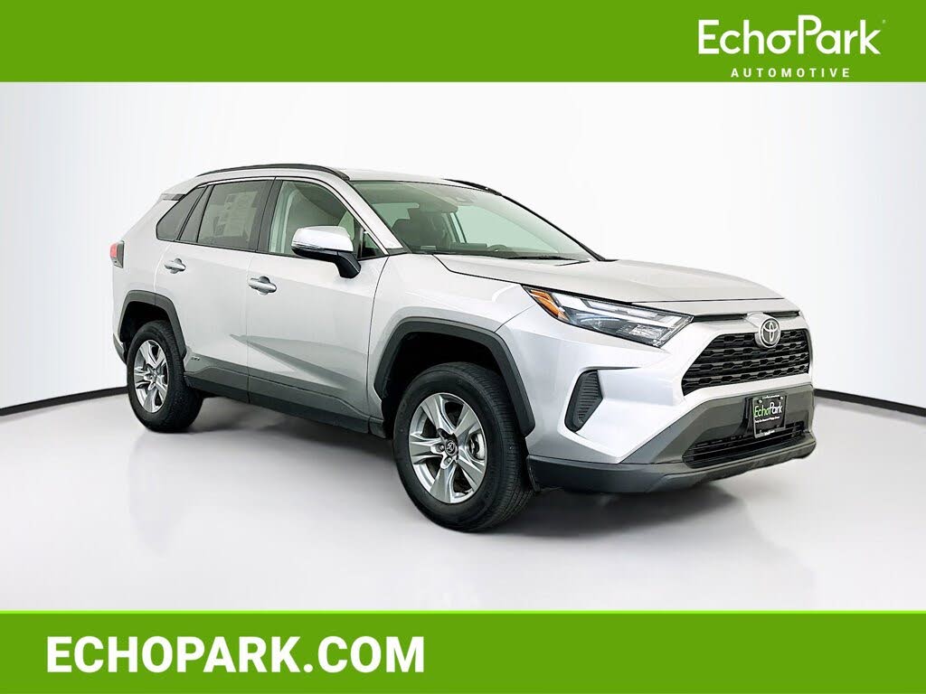 2025 Toyota RAV4 Hybrid XLE AWD