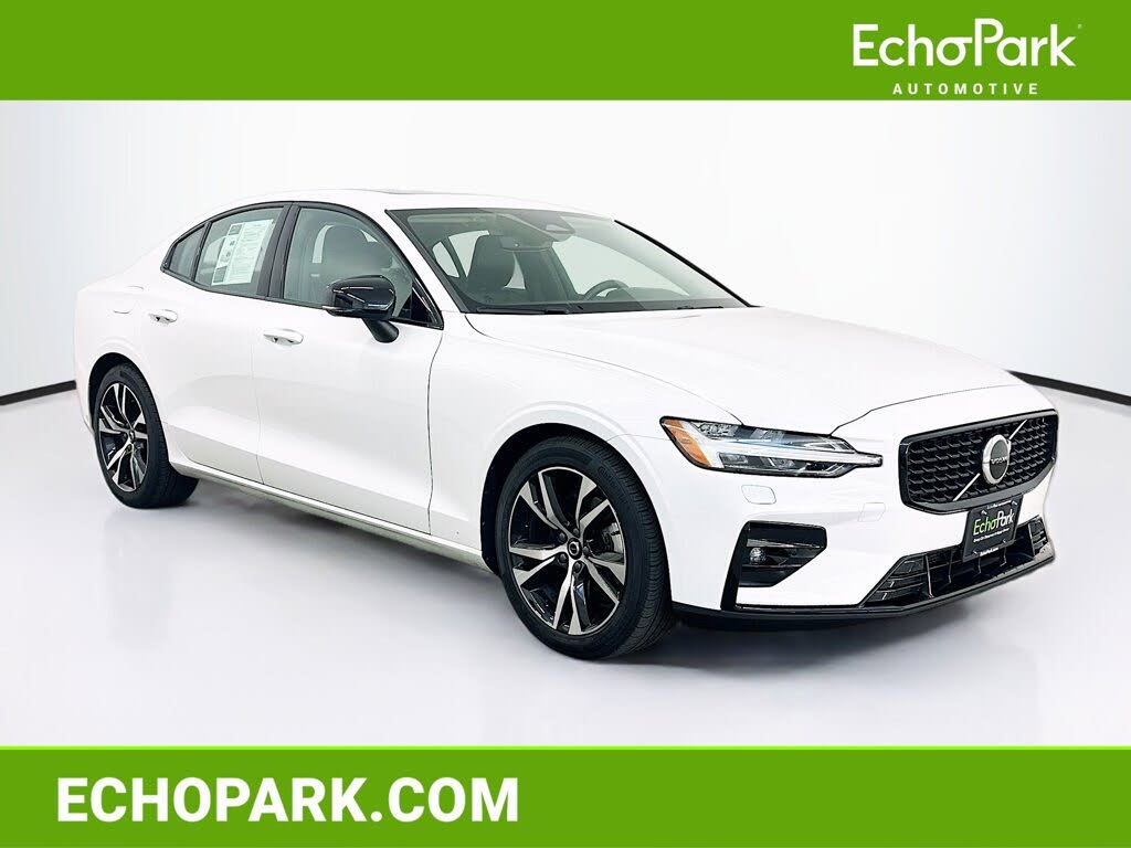2025 Volvo S60 B5 Core AWD