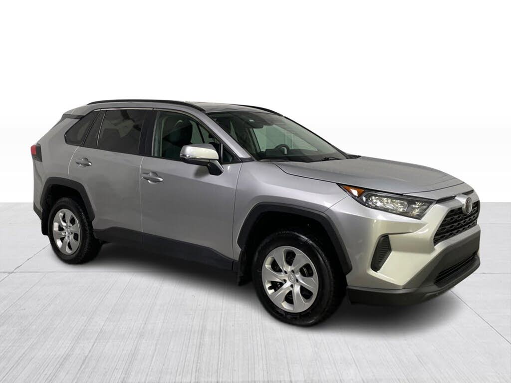 2020 Toyota RAV4 LE FWD