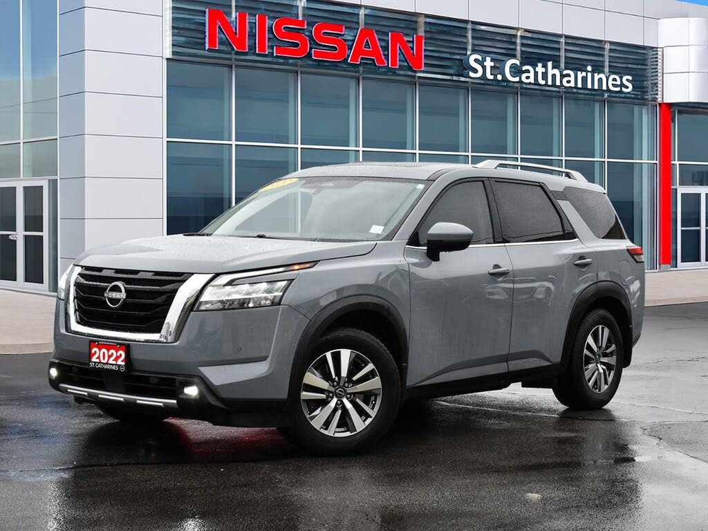 2022 Nissan Pathfinder SL 4WD