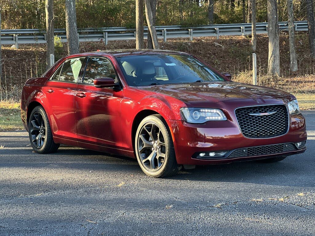 2023 Chrysler 300 S V6 RWD