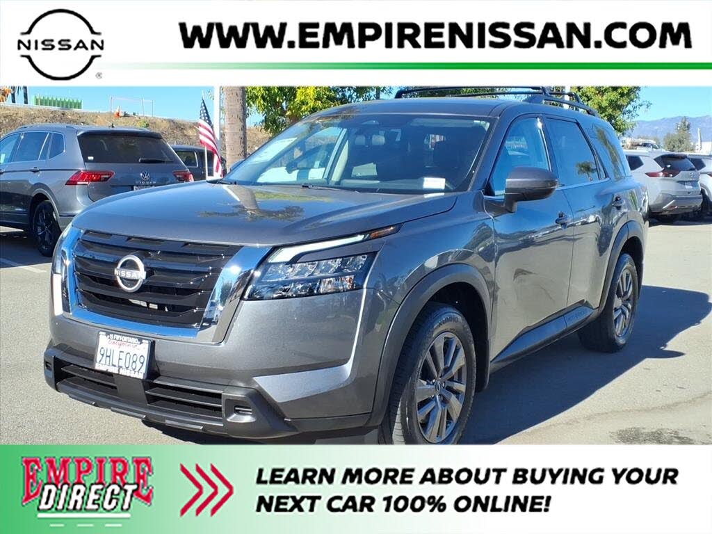 2023 Nissan Pathfinder SV FWD