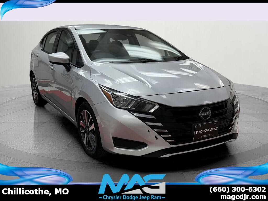 2023 Nissan Versa SV FWD