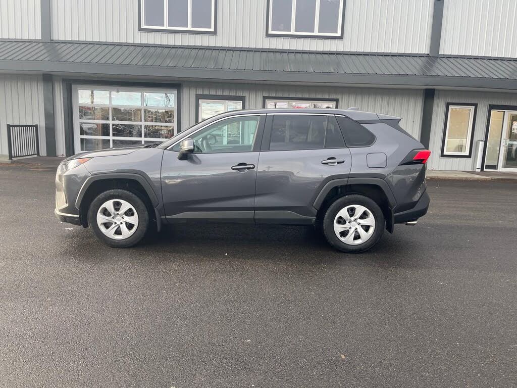 2023 Toyota RAV4 LE AWD