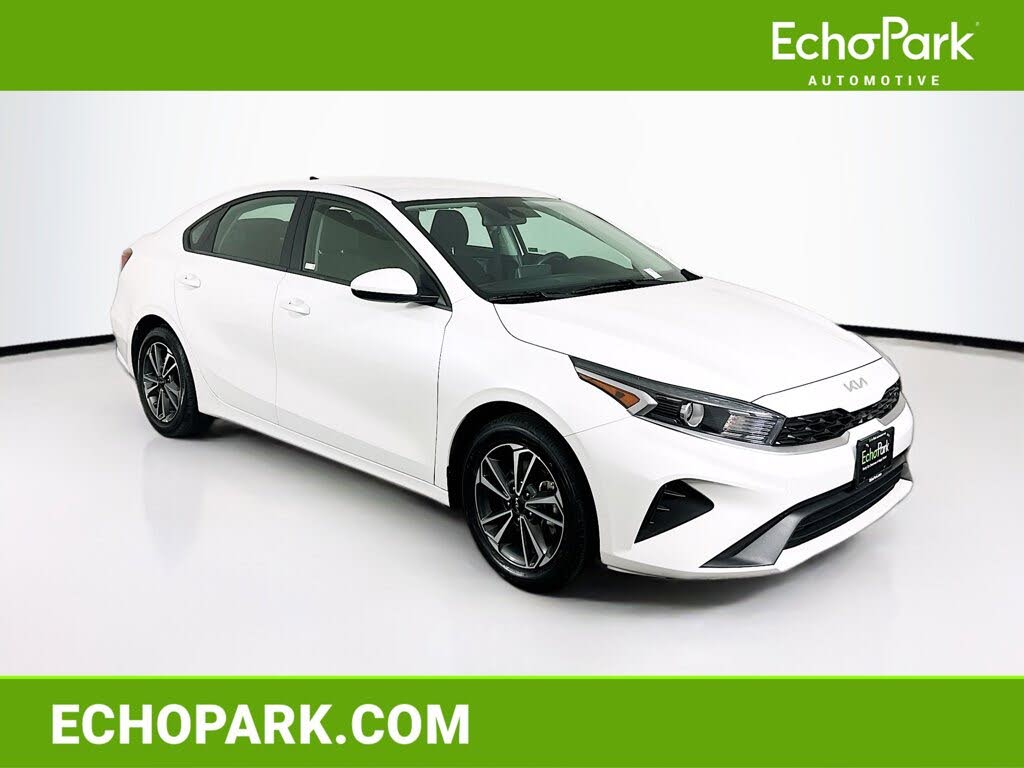 2024 Kia Forte LXS FWD