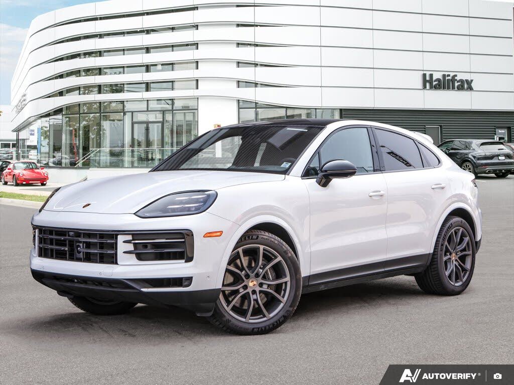 2024 Porsche Cayenne Coupe AWD
